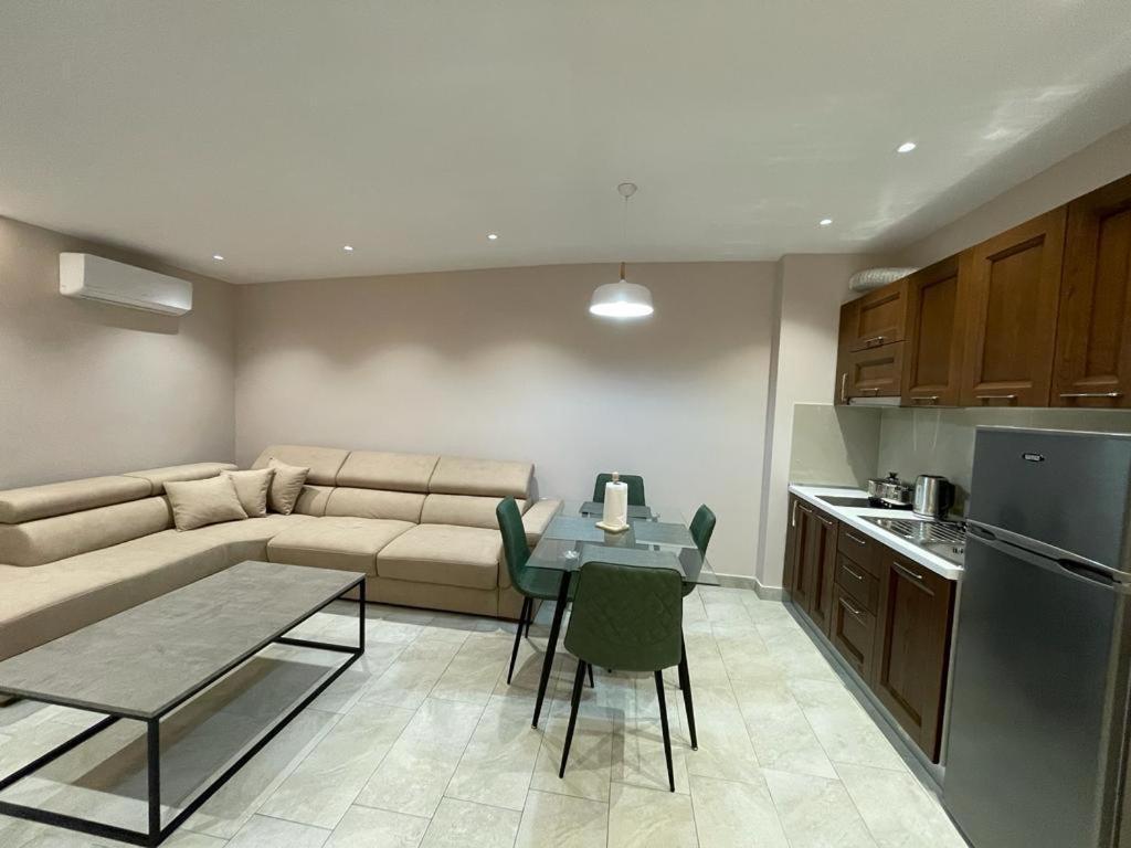 Sevians Apartments Golem  Εξωτερικό φωτογραφία