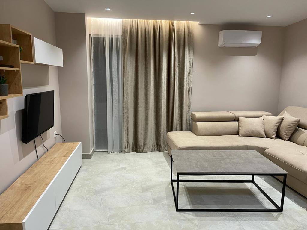 Sevians Apartments Golem  Εξωτερικό φωτογραφία